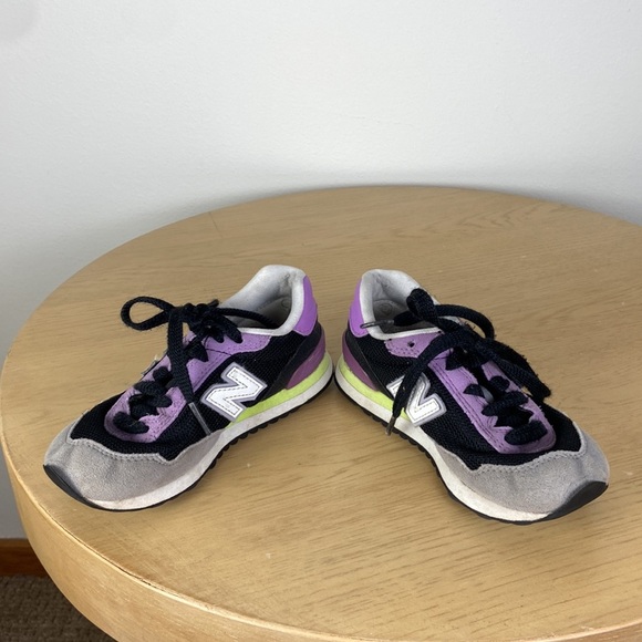 New Balance 515 Kids 11 Athletic Sporty Retro Sneaker Black Purple Casual Shoe - Picture 3 of 8